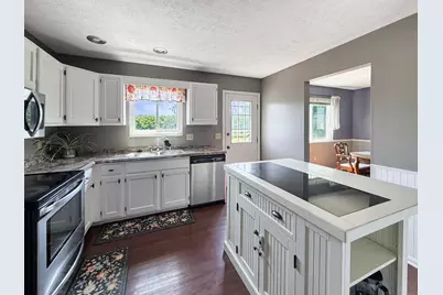 755 Meadow Wood Drive, Villa Hills, KY 41017 - Photo 7