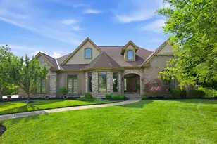 9 Queens View Ln, Newport, KY 41076 - Photo 1