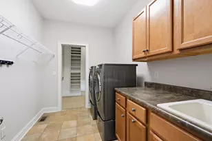9 Queens View Ln, Newport, KY 41076 - Photo 27