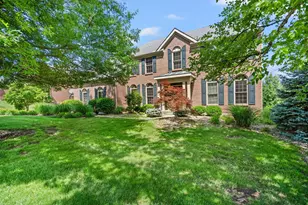 949 Appleblossom Dr, Villa Hills, KY 41017 - Photo 1