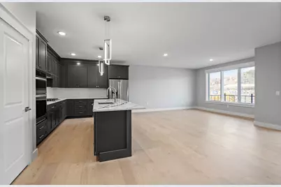 745 Manhattan Boulevard #303, Dayton, KY 41074 - Photo 3