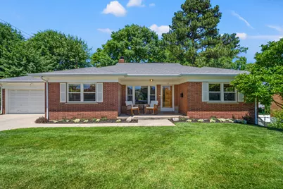 19 Pleasant Drive, Highland Heights, KY 41076 - Photo 1