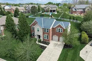 8640 Treeline Dr, Florence, KY 41042 - Photo 3