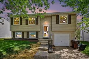 2018 Woodcrest Dr, Independence, KY 41051 - Photo 1