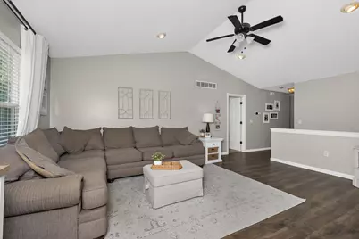 1652 Hogan Lane, Florence, KY 41042 - Photo 5