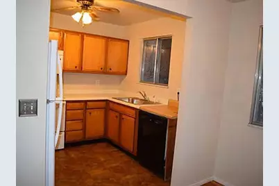123 Berkley Drive, Florence, KY 41042 - Photo 3
