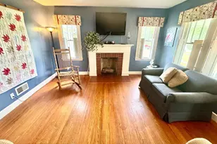 306 Sunset Dr, Williamstown, KY 41097 - Photo 3