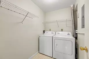 230 Willowbrook Ct, Wilder, KY 41071 - Photo 23