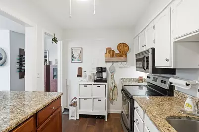 323 E 2nd Street #208, Covington, KY 41011 - Photo 11
