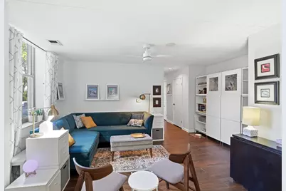 323 E 2nd Street #208, Covington, KY 41011 - Photo 5
