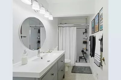 323 E 2nd Street #208, Covington, KY 41011 - Photo 17
