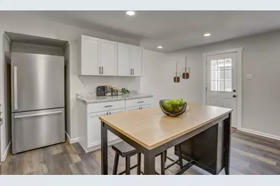 309 W 8th Street, Newport, KY 41071 - Photo 9