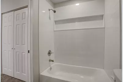 309 W 8th Street, Newport, KY 41071 - Photo 13