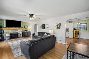 34 Lacresta Dr, Florence, KY 41042 - Photo 9