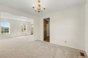6254 Fairoaks Dr, Florence, KY 41042 - Photo 11