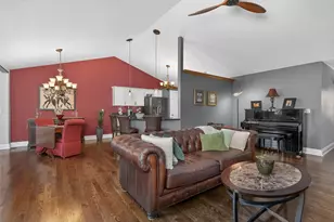 2097 Glenview Dr, Hebron, KY 41048 - Photo 5