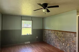 8115 Levee Rd, Jeffersonville, KY 40337 - Photo 5