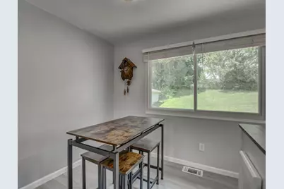 245 Belair Circle, Florence, KY 41042 - Photo 5