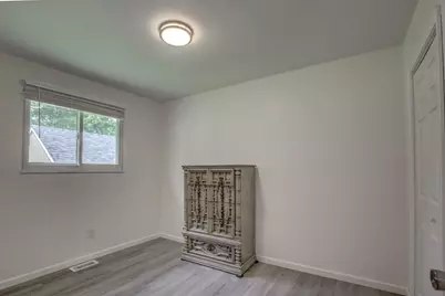 245 Belair Circle, Florence, KY 41042 - Photo 9
