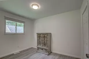 245 Belair Cir, Florence, KY 41042 - Photo 9