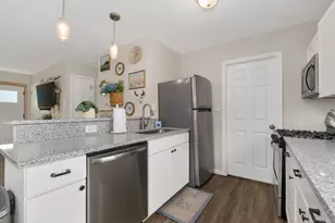 7113 Manderlay Dr, Florence, KY 41042 - Photo 7