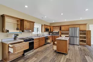 10377 Woeste Rd, Alexandria, KY 41001 - Photo 11