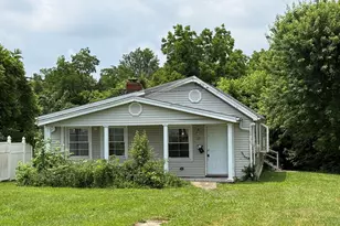 37 Goodridge Dr, Florence, KY 41042 - Photo 1