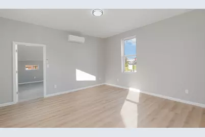 205 19th St Street W, Covington, KY 41014 - Photo 5