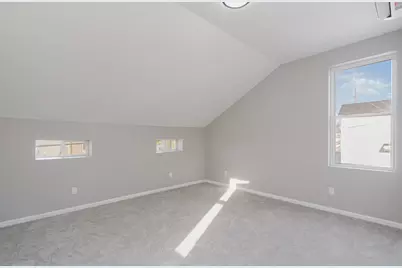 205 19th St Street W, Covington, KY 41014 - Photo 3