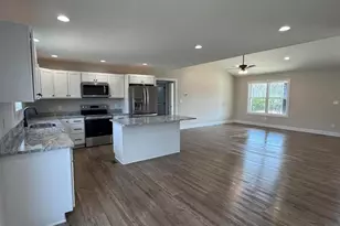 180 Saddlebrook Ln, Dry Ridge, KY 41035 - Photo 3