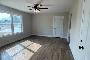 180 Saddlebrook Ln, Dry Ridge, KY 41035 - Photo 9