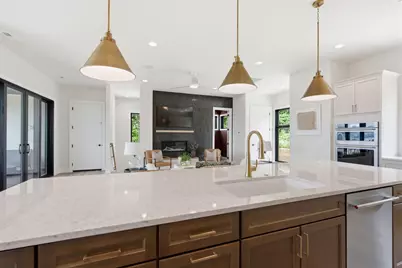 41 W 14th Street, Newport, KY 41071 - Photo 11