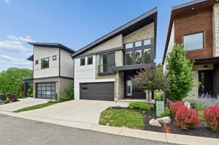 860 Belle Ridge Loop, Bellevue, KY 41073 - Photo 1
