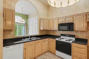 2143 Tantallon Dr, Fort Mitchell, KY 41017 - Photo 5