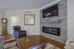 1011 Squire Valley Dr, Villa Hills, KY 41017 - Photo 7