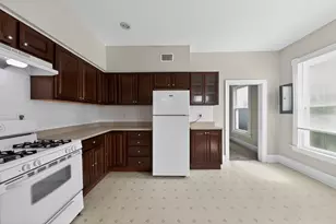 215 W 34th St, Latonia, KY 41015 - Photo 13