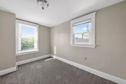 215 W 34th Street, Latonia, KY 41015 - Photo 19