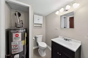 215 W 34th St, Latonia, KY 41015 - Photo 25