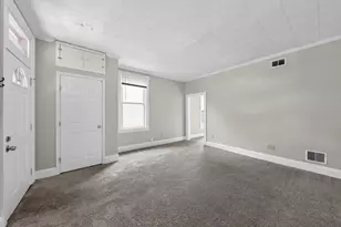 215 W 34th St, Latonia, KY 41015 - Photo 7