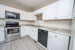 303 E 21st St, Covington, KY 41014 - Photo 15