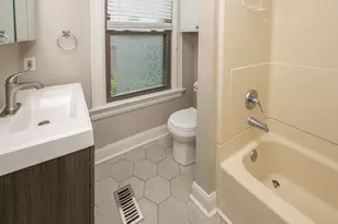 303 E 21st St, Covington, KY 41014 - Photo 29