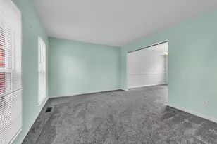 9024 Georgian Ct, Florence, KY 41042 - Photo 3