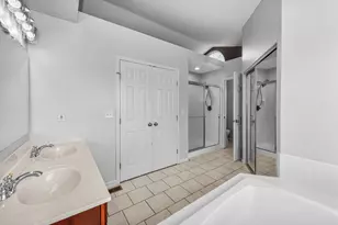 9024 Georgian Ct, Florence, KY 41042 - Photo 25