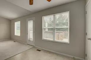 9124 Susie Dr, Florence, KY 41042 - Photo 5