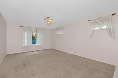 596 Buckshire Glen Drive, Florence, KY 41042 - Photo 7