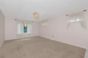 596 Buckshire Glen Dr, Florence, KY 41042 - Photo 7