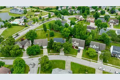 21 Thorne Hill Drive, Florence, KY 41042 - Photo 9