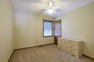 8427 Stratford Ct, Florence, KY 41042 - Photo 29