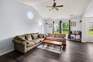 722 Berlander Dr, Independence, KY 41051 - Photo 3