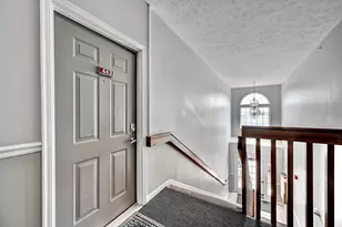 153 Saddlebrook Ln, Florence, KY 41042 - Photo 3